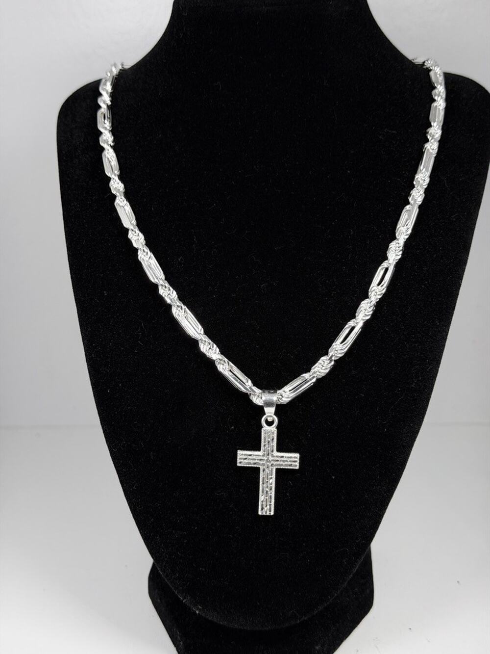 925 Sterling Silver Cross Pendant Necklace 22 Inch Figaro Rope Chain 5.2mm Italy